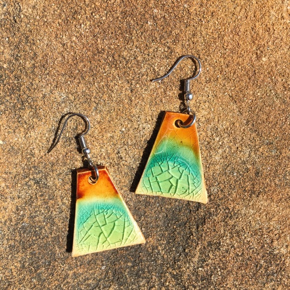 Colorful Chilean Pottery Earrings - Picture 1 of 6
